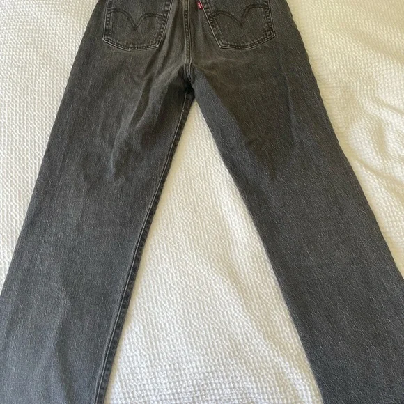 Levi's Ribcage Straight Jeans - Picture 4 of 7